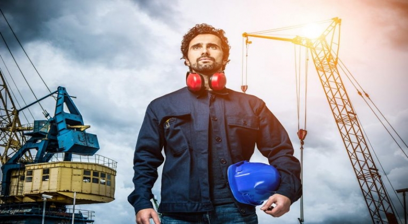 從市場需求看，棚原材料消耗管價格將進入峰值弧頂區(qū)